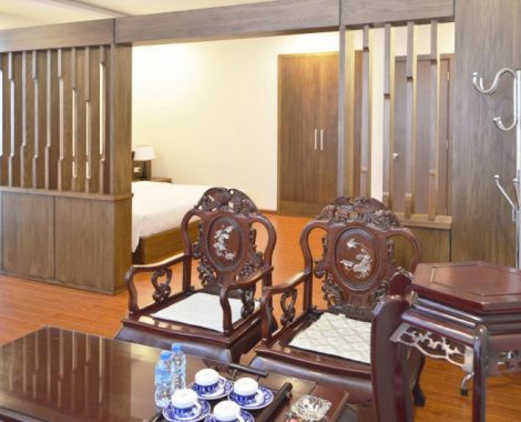 suite 19